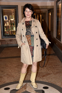 Theaterpremiere 'Halbe Wahrheiten' in München