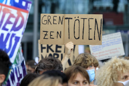 Demonstration für die Aufnahme von Flüchtlingen aus Moria in Berlin