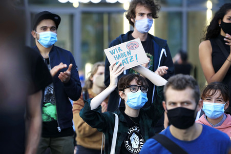 Demonstration für die Aufnahme von Flüchtlingen aus Moria in Berlin