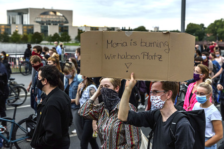 Demonstration für die Aufnahme von Flüchtlingen aus Moria in Berlin