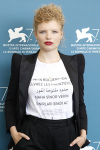 Photocall 'Und morgen die ganze Welt', Internationale Filmfestspiele von Venedig 2020