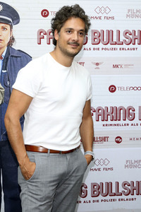 Filmpremiere 'Faking Bullshit' in Berlin