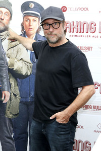 Filmpremiere 'Faking Bullshit' in Berlin