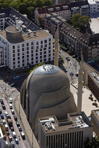 Blick vom Fernsehturm Colonius in Köln