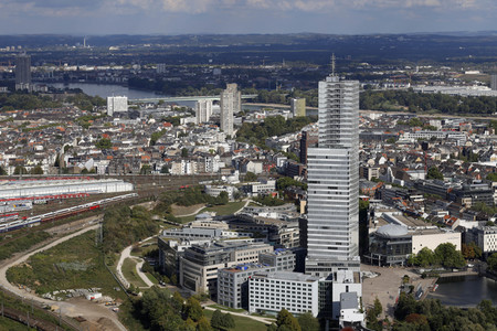 Blick vom Fernsehturm Colonius in Köln
