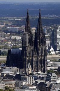 Blick vom Fernsehturm Colonius in Köln