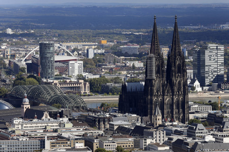 Blick vom Fernsehturm Colonius in Köln