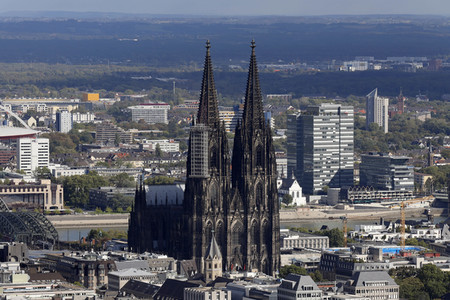 Blick vom Fernsehturm Colonius in Köln
