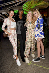 Dawid Tomaszewski 'Drops of Time' Vernissage & Short Film SS21 in Berlin