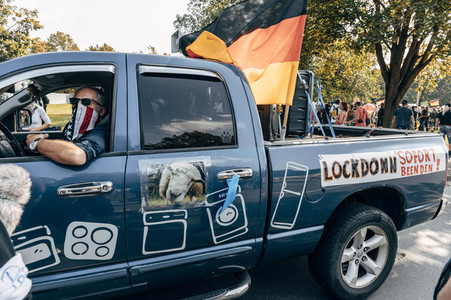 Demonstration gegen Corona-Regeln in Hannover