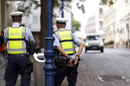 Symbolfoto Polizeistreife
