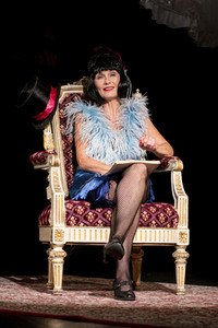 Theaterstück 'Theaterblut & falsche Brüste' in Dresden