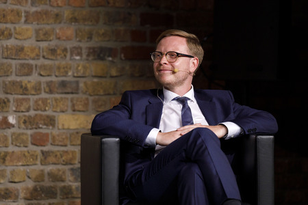 Markus Gabriel und Hendrik Streeck auf der phil.cologne 2020 in Köln