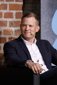 Markus Gabriel und Hendrik Streeck auf der phil.cologne 2020 in Köln