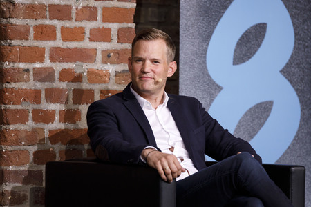 Markus Gabriel und Hendrik Streeck auf der phil.cologne 2020 in Köln