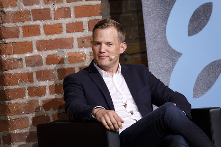 Markus Gabriel und Hendrik Streeck auf der phil.cologne 2020 in Köln