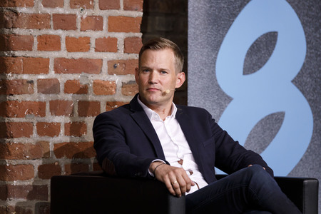 Markus Gabriel und Hendrik Streeck auf der phil.cologne 2020 in Köln