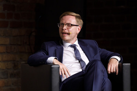 Markus Gabriel und Hendrik Streeck auf der phil.cologne 2020 in Köln