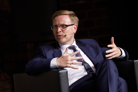 Markus Gabriel und Hendrik Streeck auf der phil.cologne 2020 in Köln