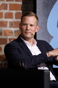 Markus Gabriel und Hendrik Streeck auf der phil.cologne 2020 in Köln