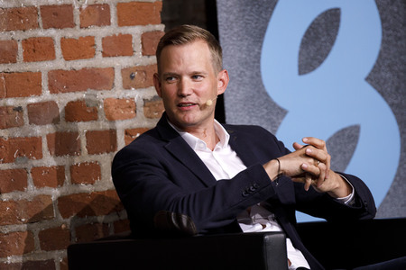 Markus Gabriel und Hendrik Streeck auf der phil.cologne 2020 in Köln