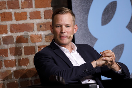 Markus Gabriel und Hendrik Streeck auf der phil.cologne 2020 in Köln