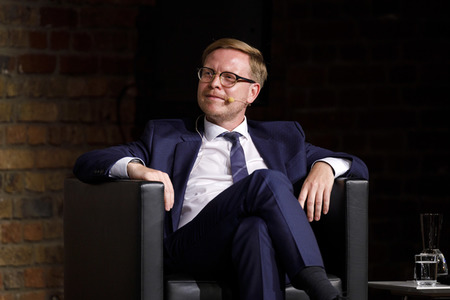 Markus Gabriel und Hendrik Streeck auf der phil.cologne 2020 in Köln