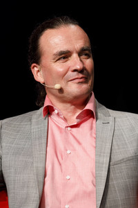 Michael Rüsenberg und Georg W. Bertram auf der phil.cologne 2020 in Köln