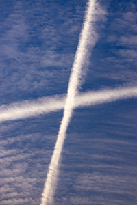 Symbolfoto Chemtrails