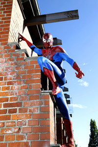 GEEK ART: Spider-Man und Spider-Gwen Bodypainting