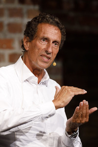 Julian Nida-Rümelin auf der phil.cologne 2020 in Köln