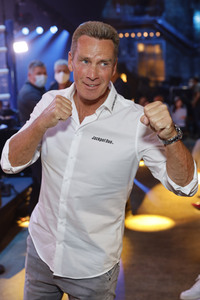 1. Kampfabend 'Das große SAT.1 Promiboxen' in Köln