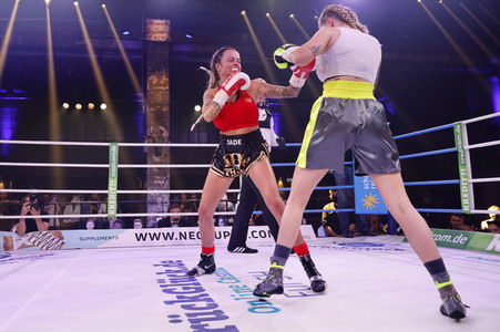 1. Kampfabend 'Das große SAT.1 Promiboxen' in Köln