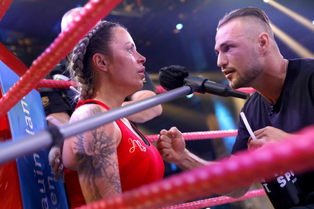 1. Kampfabend 'Das große SAT.1 Promiboxen' in Köln