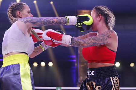 1. Kampfabend 'Das große SAT.1 Promiboxen' in Köln