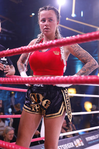 1. Kampfabend 'Das große SAT.1 Promiboxen' in Köln