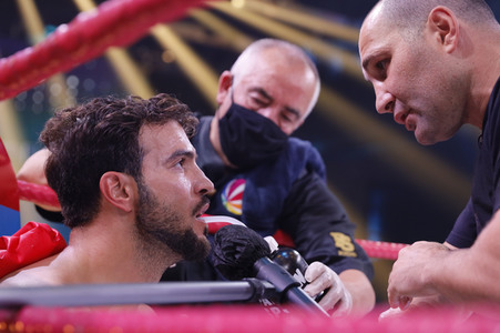 1. Kampfabend 'Das große SAT.1 Promiboxen' in Köln