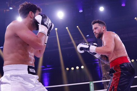 1. Kampfabend 'Das große SAT.1 Promiboxen' in Köln