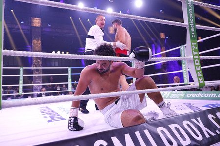 1. Kampfabend 'Das große SAT.1 Promiboxen' in Köln