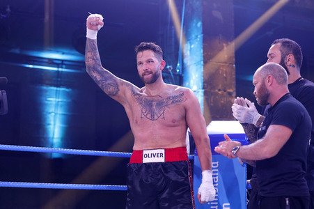 1. Kampfabend 'Das große SAT.1 Promiboxen' in Köln