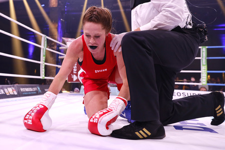 1. Kampfabend 'Das große SAT.1 Promiboxen' in Köln