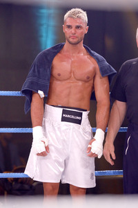 1. Kampfabend 'Das große SAT.1 Promiboxen' in Köln