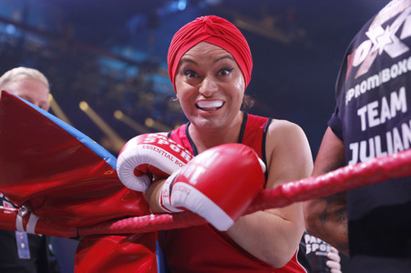 1. Kampfabend 'Das große SAT.1 Promiboxen' in Köln