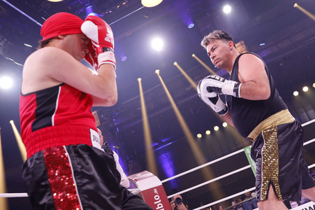 1. Kampfabend 'Das große SAT.1 Promiboxen' in Köln