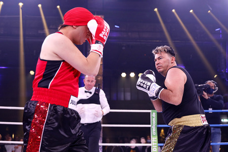 1. Kampfabend 'Das große SAT.1 Promiboxen' in Köln