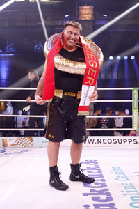 1. Kampfabend 'Das große SAT.1 Promiboxen' in Köln