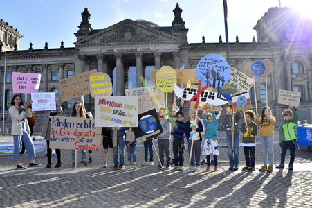 Fototermin anlässlich des Weltkindertags 2020 in Berlin