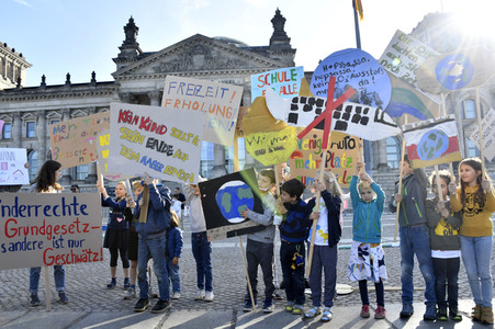Fototermin anlässlich des Weltkindertags 2020 in Berlin