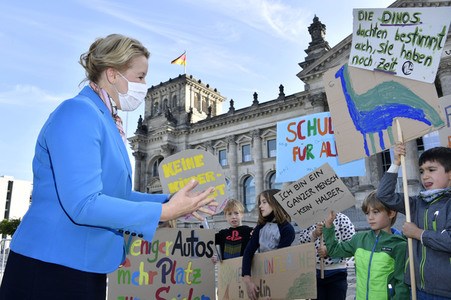 Fototermin anlässlich des Weltkindertags 2020 in Berlin