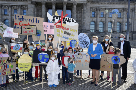 Fototermin anlässlich des Weltkindertags 2020 in Berlin